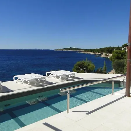 Apartment Perla 3 Mit Blick Auf Wasser By Interhome Mitlo