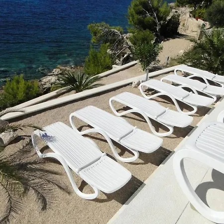 Apartment Perla 3 Mit Blick Auf Wasser By Interhome